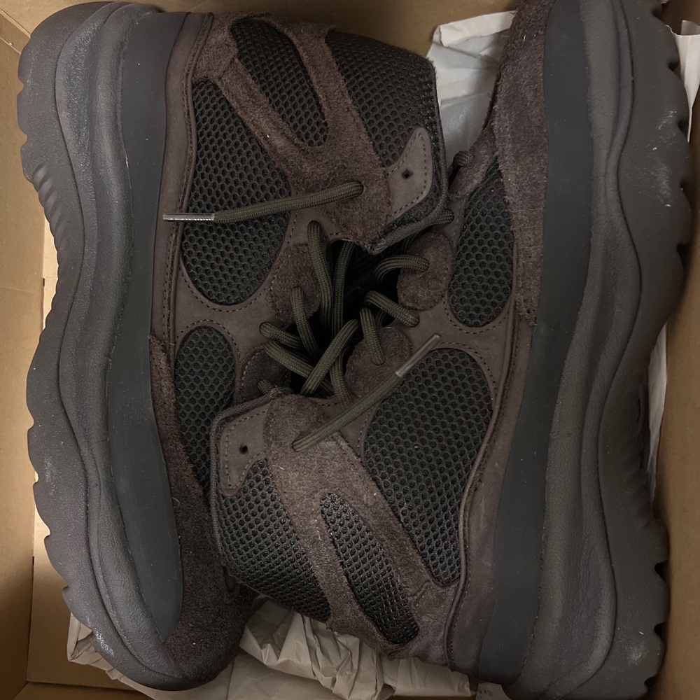 Yeezy Oil Desert Boot Adult